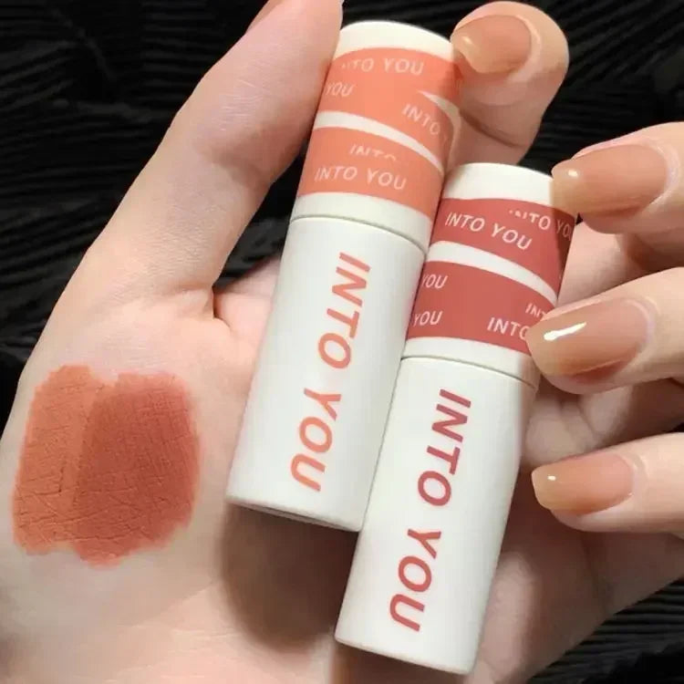 Lip Gloss Mate